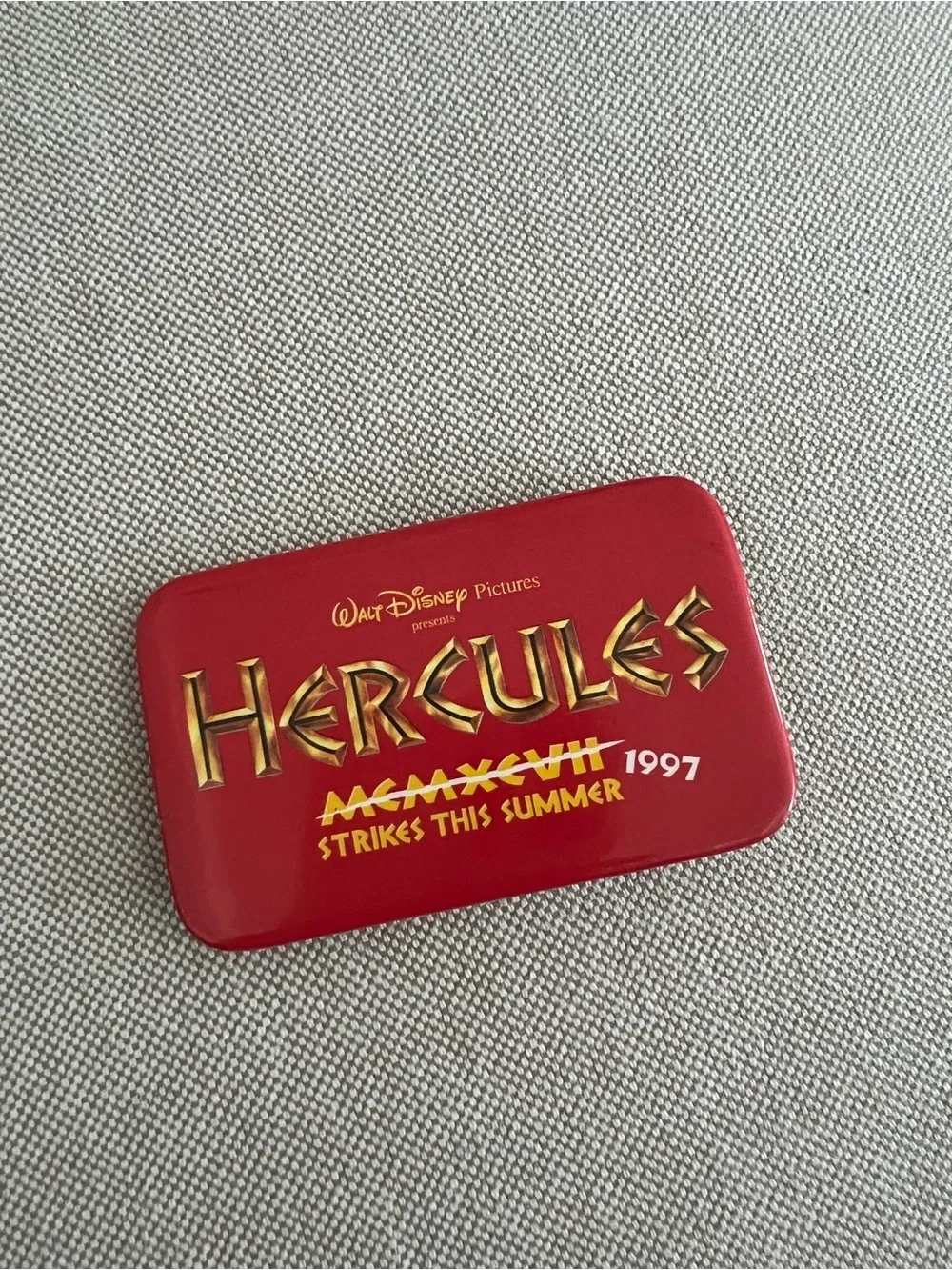 Set of 2 1997 Collectors Pins Disney Hercules Jurassic Park T-Rex Movie Premiere